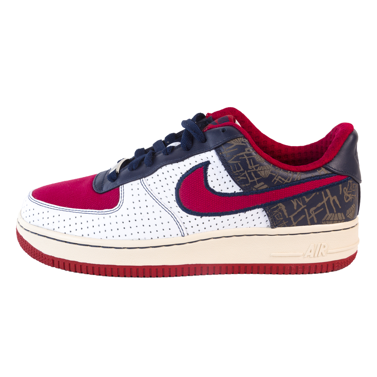 do nike air forces run small or big